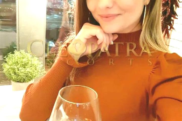 Sofia, 22, a red green-eyed indian companion based in Cretu. Offering Dinner Date, Tantra, Overnight, Fetish, OWO. Available for incall and outcall, overnigh...