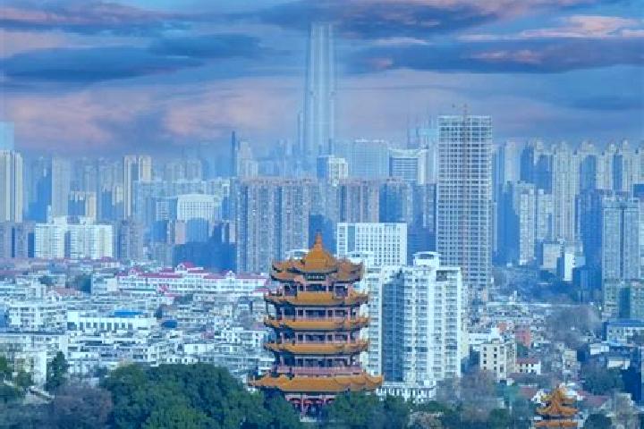 Sofia, 22 — Escort in Hubei, China