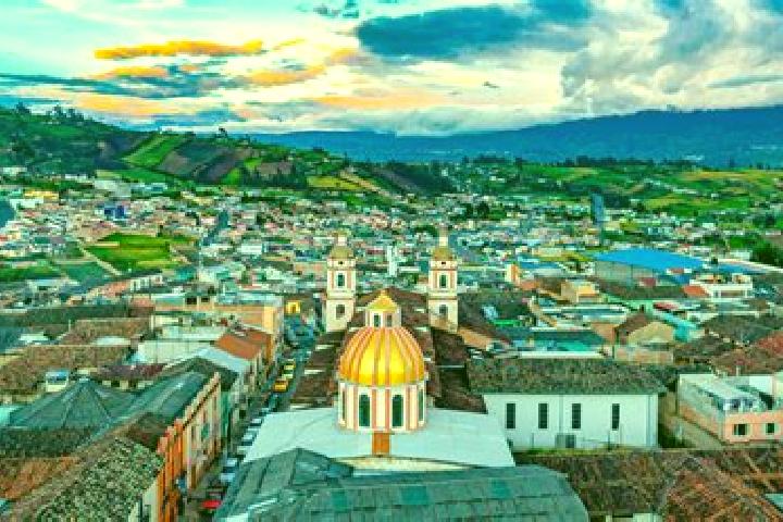 Sofia, 22 — Escort in San Gabriel, Ecuador