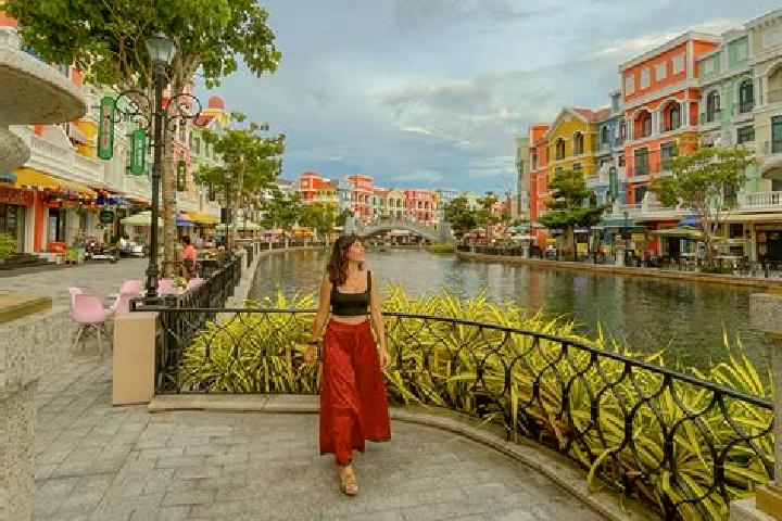 Sofia, 22 — Escort in Thi Tran Phu My, Vietnam