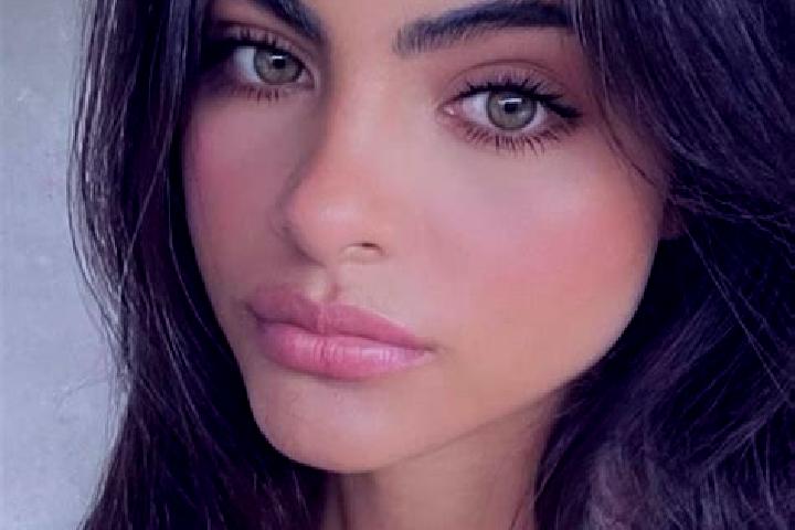 Sofia, 23, a blonde dark-eyed middle eastern companion based in Banos de Tajo. Offering Duos, Tantra, Fetish, A-Level. Available for incall and outcall, over...