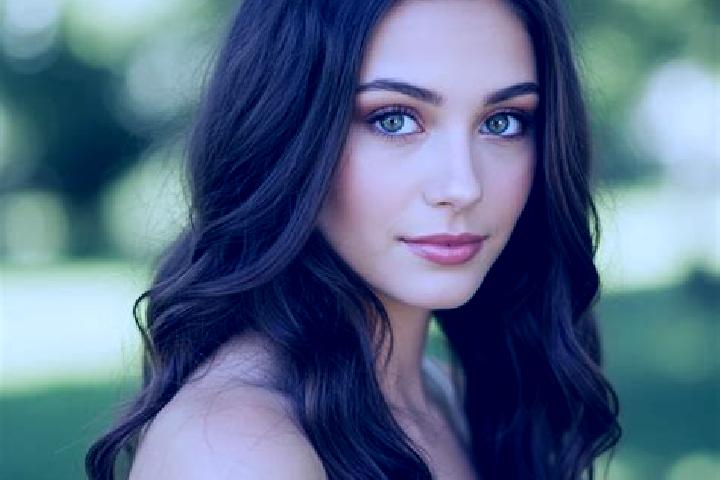 Sofia, 23, a chestnut hazel-eyed european companion based in Brzezno. Offering Striptease, Girlfriend Experience, 69, Roleplay. Available for incall and outc...