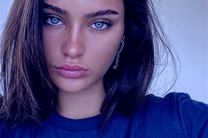 Sofia, 23, a dark blonde brown-eyed mediterranean companion based in Setubal. Offering Dinner Date, BDSM, Party Girl. Available for incall and outcall, overn...