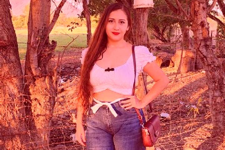 Sofia, 23 — Escort in Ajuchitlan del Progreso, Mexico
