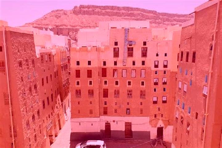 Sofia, 23 — Escort in Al Khirab, Yemen