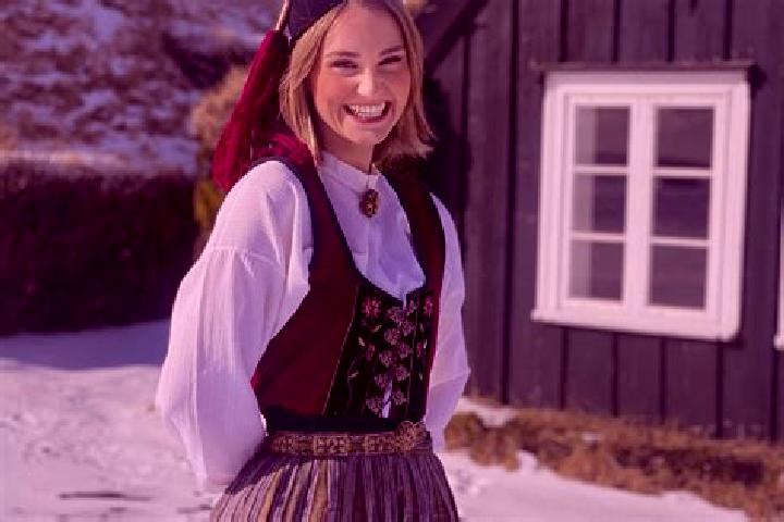 Sofia, 23 — Escort in Gardabaer, Iceland