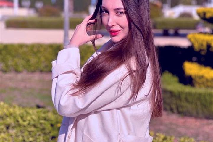 Sofia, 23 — Escort in Maharda, Syria