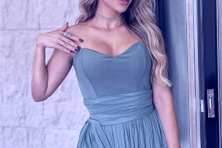 Sofia, 23 — Escort in Perobal, Brazil