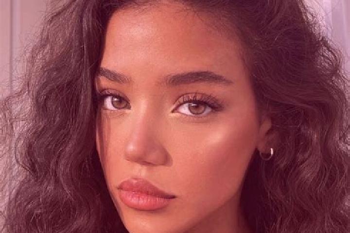 Sofia, 24, a black brown-eyed caribbean companion based in Rotkreuz. Offering CIM, Tantra, GFE. Available for incall and outcall, overnight bookings available.