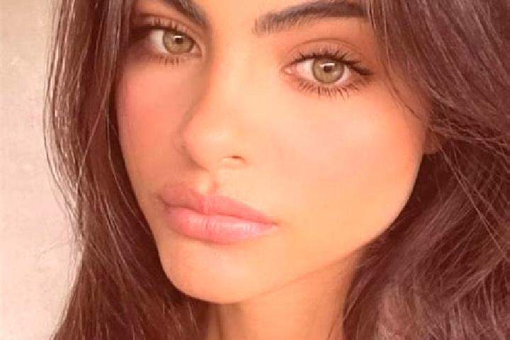Sofia, 24, a black green-eyed caucasian companion based in El Hato. Offering Travel Companion, BDSM, Party Girl, Girlfriend Experience, CIM. Available for in...