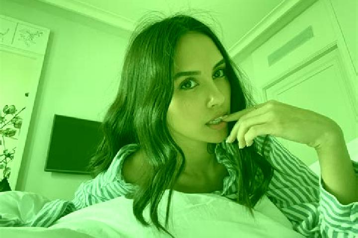 Sofia, 24, a black grey-eyed latina companion based in Batikent. Offering Overnight, Travel Companion, Girlfriend Experience. Available for incall and outcal...