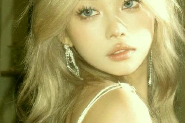Sofia, 24, a blonde blue-eyed asian companion based in Innere Stadt. Offering OWO, Roleplay, Overnight, Travel Companion. Available for incall and outcall, d...