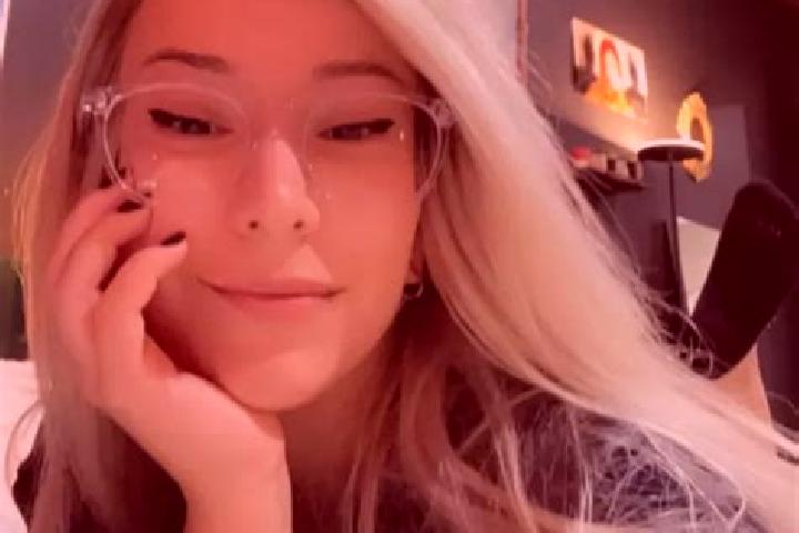 Sofia, 24, a blonde dark-eyed slavic companion based in Lacroix-Saint-Ouen. Offering OWO, GFE, Fetish. Available for incall and outcall, overnight bookings a...