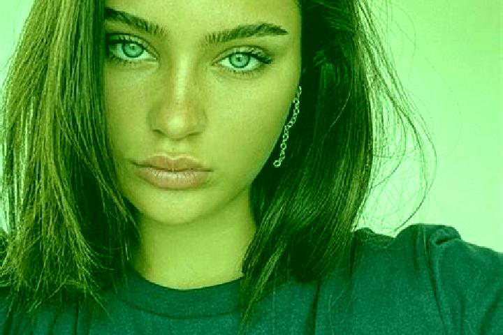 Sofia, 24, a brunette dark-eyed asian companion based in Los Guerra. Offering Travel Companion, Erotic Massage, GFE, Massage. Available for incall and outcal...