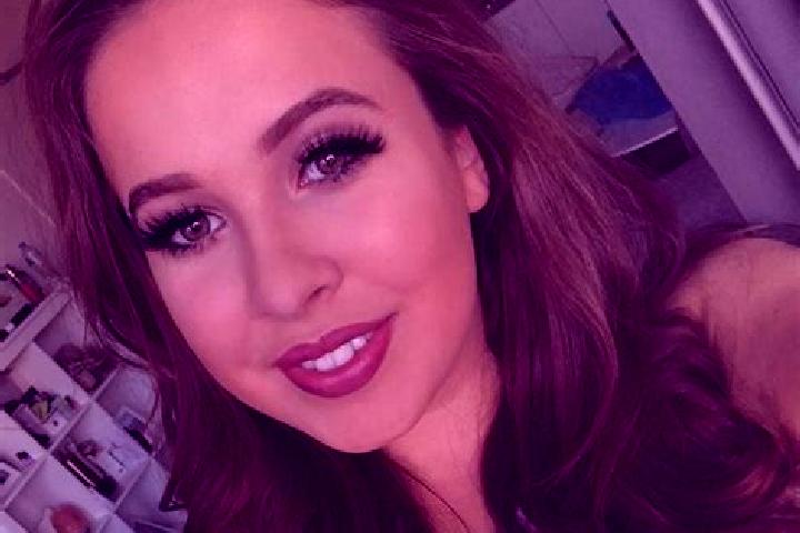 Sofia, 24, a chestnut green-eyed caribbean companion based in Bolou. Offering OWO, Deep French Kissing, Massage, Dinner Date. Available for incall and outcal...