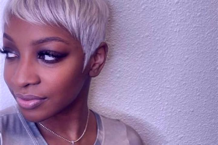 Sofia, 24, a platinum blonde amber-eyed ebony companion based in Ando-Zume. Offering Fetish, Massage, Roleplay. Available for incall and outcall, day and eve...