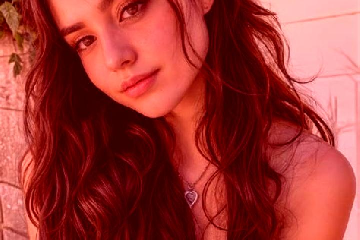 Sofia, 24, a red hazel-eyed middle eastern companion based in Visone. Offering Party Girl, Erotic Massage, Couples. Available for incall and outcall, overnig...