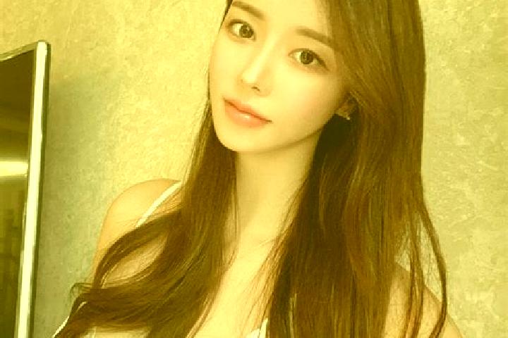 Sofia, 24 — Escort in Jijiazhuang, China
