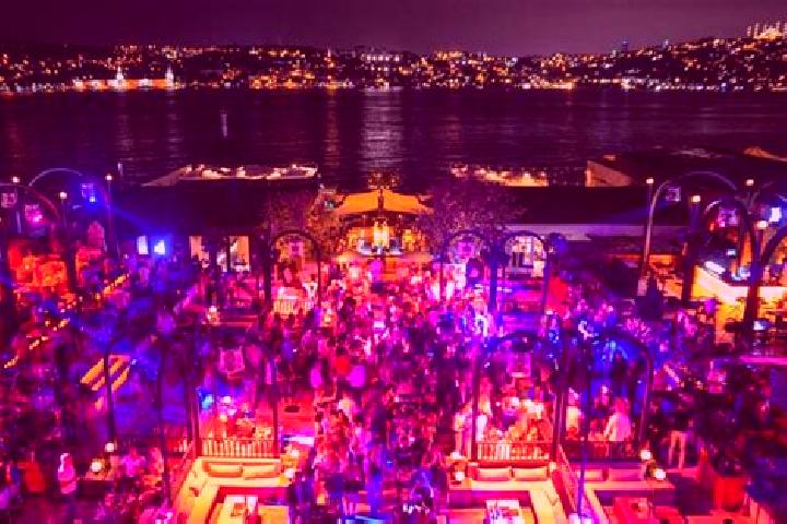 Sofia, 24 — Escort in Kurucesme, Turkey