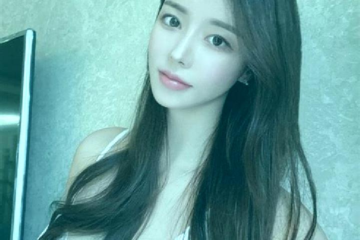 Sofia, 24 — Escort in Yazikarakuyu, Turkey