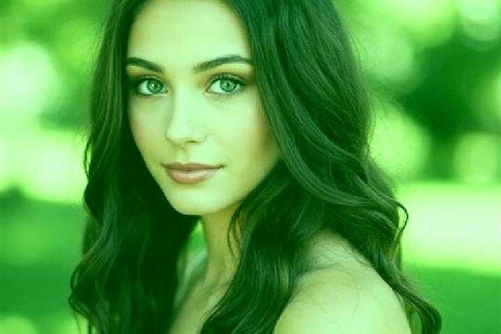 Sofia, 25, a black brown-eyed european companion based in Osprey. Offering CIM, OWO. Available for incall and outcall, day and evening dates.