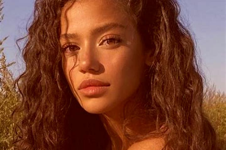Sofia, 25, a black brown-eyed latina companion based in Pescadero. Offering GFE, Massage, A-Level, Party Girl. Available for incall and outcall, day and even...