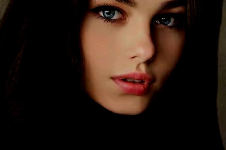Sofia, 25, a brunette grey-eyed caucasian companion based in Soledad Morelos. Offering Striptease, 69, Overnight. Available for incall and outcall, overnight...