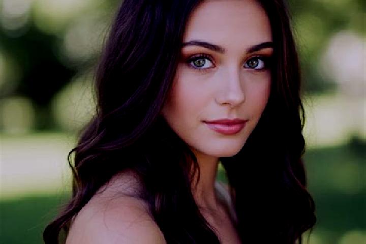 Sofia, 25, a chestnut hazel-eyed caucasian companion based in Bethlehem. Offering Striptease, Prostate Massage, Couples. Available for incall and outcall, ov...