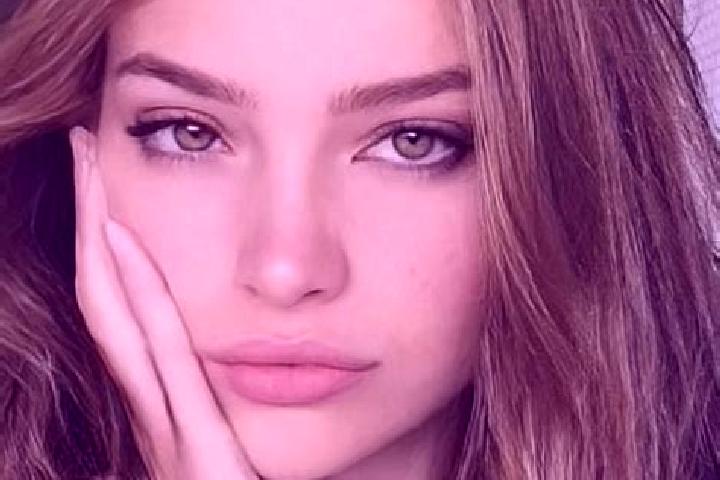 Sofia, 25, a dark blonde hazel-eyed mixed companion based in Fujikoto. Offering Girlfriend Experience, GFE, Deep French Kissing. Available for incall and out...