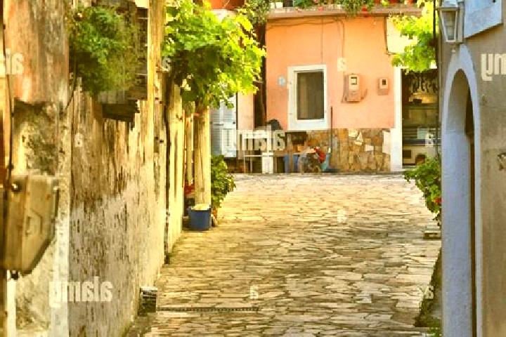 Sofia, 25 — Escort in Sinarades, Greece