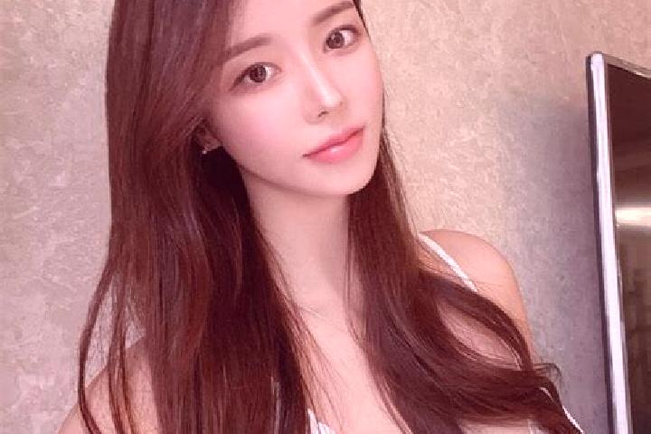 Sofia, 25 — Escort in Yinbaohu, China