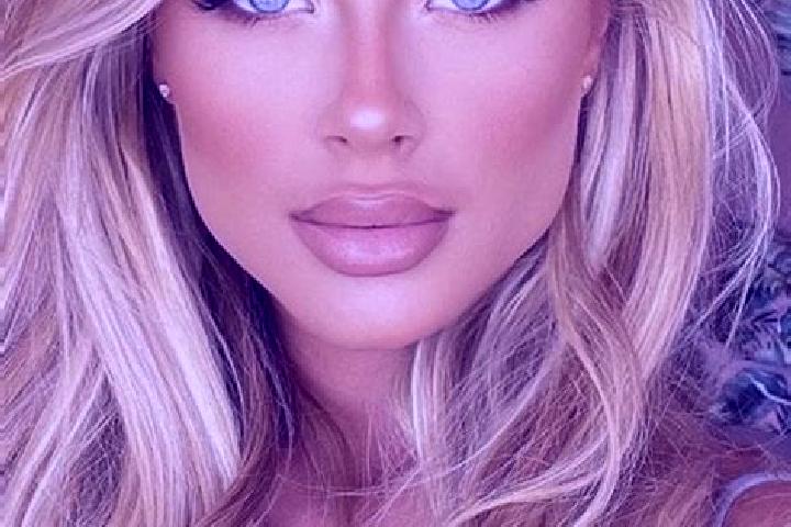 Sofia, 26, a blonde blue-eyed latina companion based in Akaira. Offering Roleplay, Party Girl, Girlfriend Experience. Available for incall and outcall, overn...