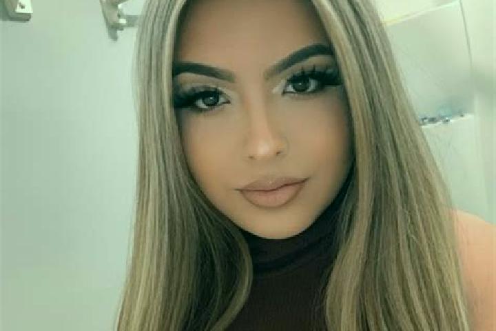 Sofia, 26, a blonde brown-eyed latina companion based in Hengche. Offering Tantra, Domination, Fetish. Available for incall and outcall, day and evening dates.