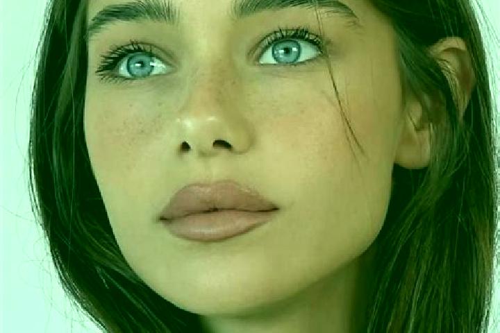 Sofia, 26, a brunette brown-eyed middle eastern companion based in Kauniainen. Offering OWO, Tantra, 69. Available for incall and outcall, day and evening da...