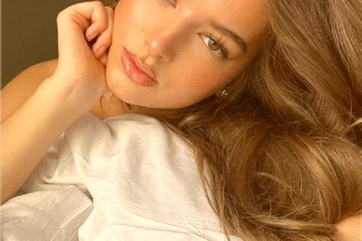 Sofia, 26, a chestnut hazel-eyed latina companion based in Santorso. Offering Overnight, Girlfriend Experience, Deep French Kissing, Travel Companion, Rolepl...