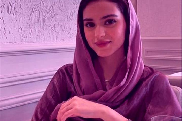 Sofia, 26 — Escort in Layla, Saudi Arabia