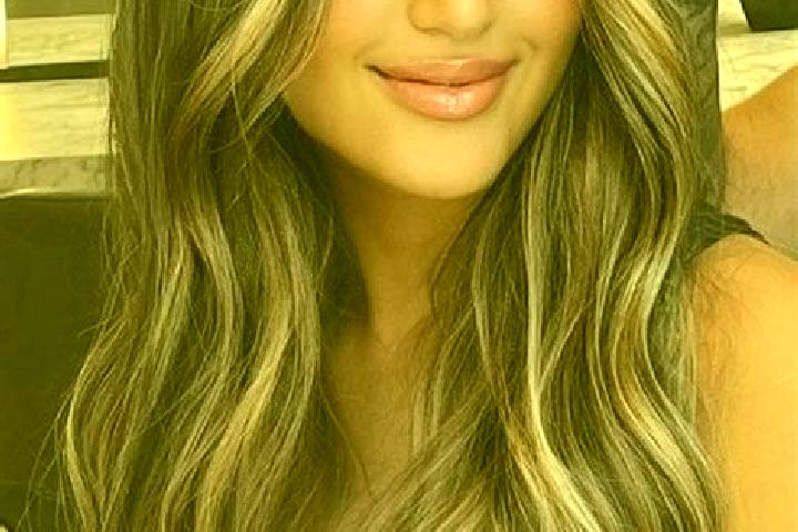 Sofia, 27, a dark blonde amber-eyed asian companion based in Mayisad. Offering Overnight, Fetish, A-Level, Striptease, 69. Available for incall and outcall, ...