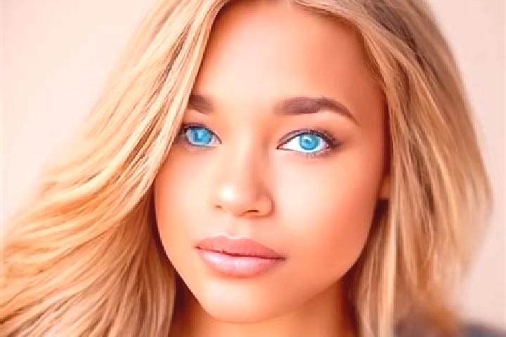 Sofia, 27, a dark blonde blue-eyed latina companion based in Barchan. Offering Domination, Fetish, Party Girl, Tantra, Girlfriend Experience. Available for i...