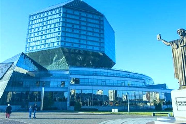 Sofia, 27 — Escort in Maladziecna, Belarus