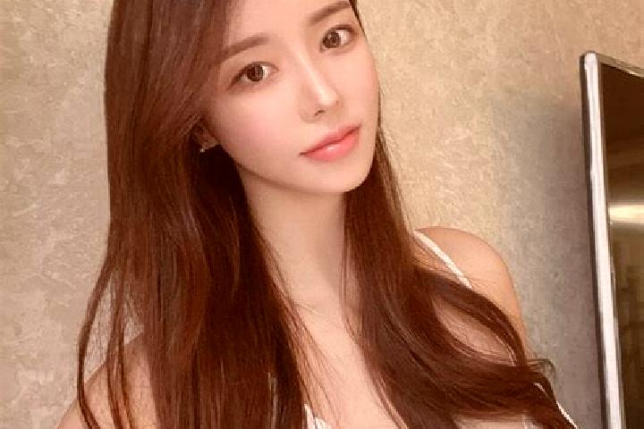 Sofia, 27 — Escort in Shuanghekou, China
