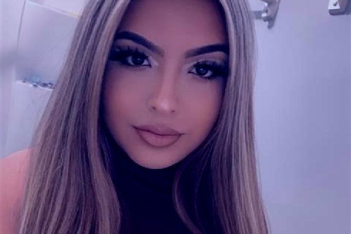 Sofia, 28, a blonde brown-eyed latina companion based in Glusk. Offering A-Level, Dinner Date, GFE, OWO, BDSM. Available for incall and outcall, overnight bo...