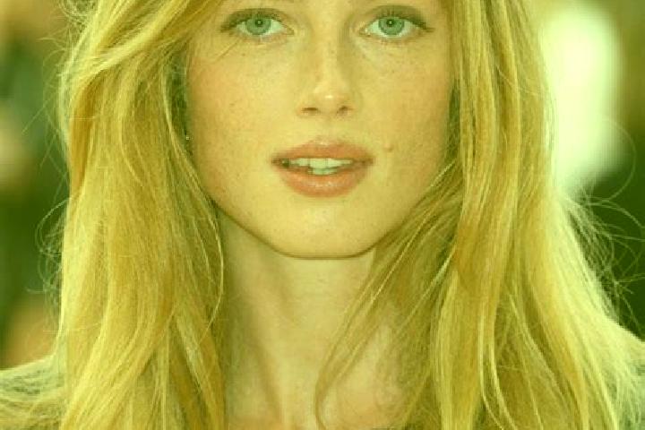 Sofia, 28, a blonde dark-eyed mixed companion based in Nagata. Offering Roleplay, OWO, Couples, Deep French Kissing. Available for incall and outcall, day an...