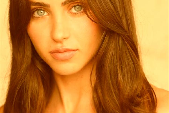 Sofia, 28, a brunette brown-eyed mixed companion based in Amapa do Maranhao. Offering Dinner Date, OWO, Domination, Travel Companion, A-Level. Available for ...