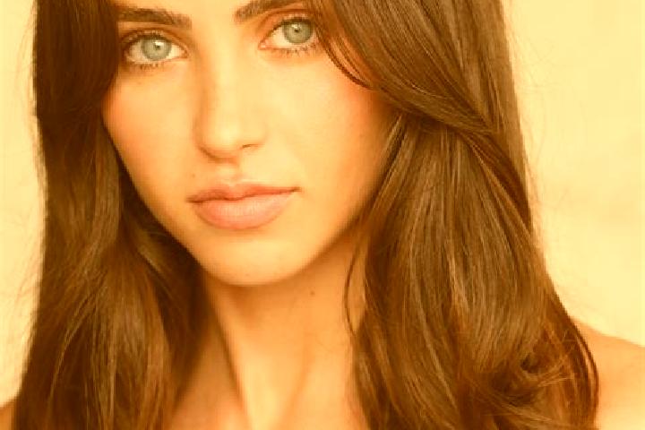 Sofia, 28, a brunette grey-eyed indian companion based in Varazdin. Offering Tantra, GFE, Striptease, Fetish. Available for incall and outcall, overnight boo...
