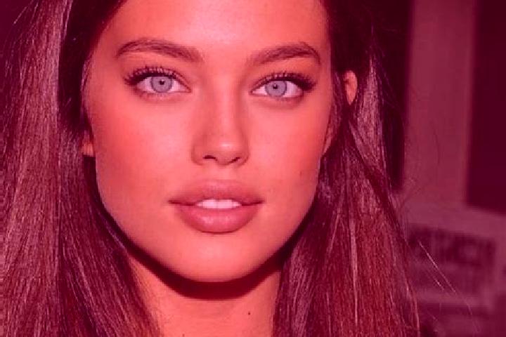 Sofia, 28, a chestnut amber-eyed caucasian companion based in San Ignacio del Pedregal. Offering Fetish, Duos, GFE, Tantra. Available for incall and outcall,...