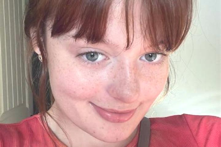 Sofia, 28, a red blue-eyed european companion based in Naumburg. Offering BDSM, Fetish, OWO, Roleplay, Duos. Available for incall and outcall, day and evenin...