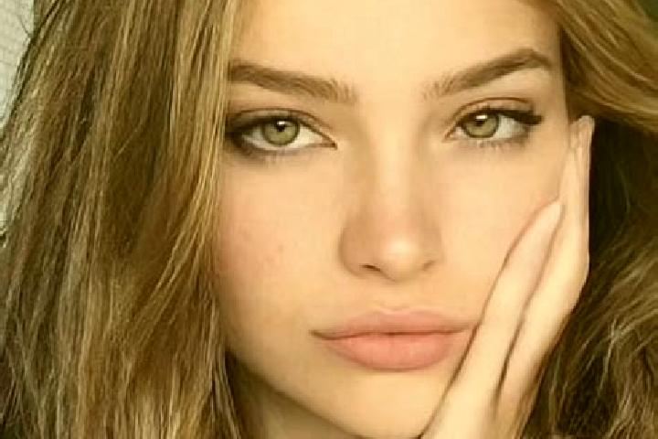 Sofia, 28, a red hazel-eyed slavic companion based in Hitoyoshi. Offering Tantra, Dinner Date, Deep French Kissing, Party Girl. Available for incall and outc...