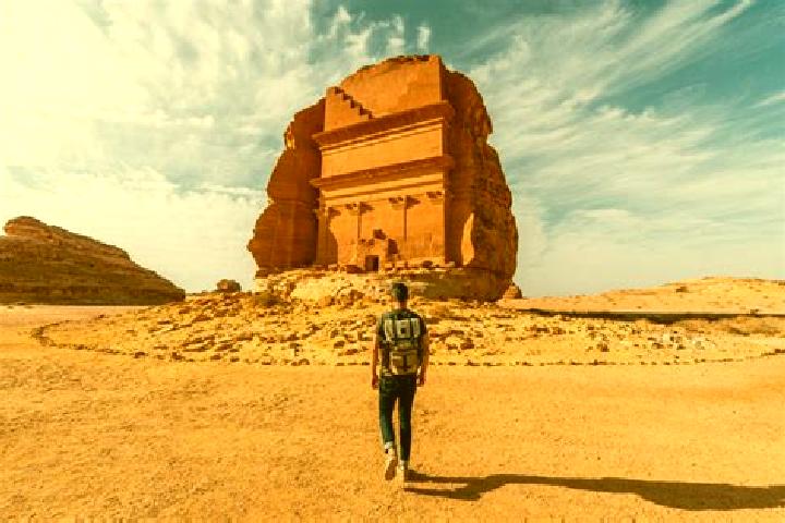 Sofia, 28 — Escort in Al Awwamiyah, Saudi Arabia