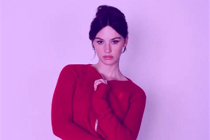 Sofia, 28 — Escort in Mescal, United States