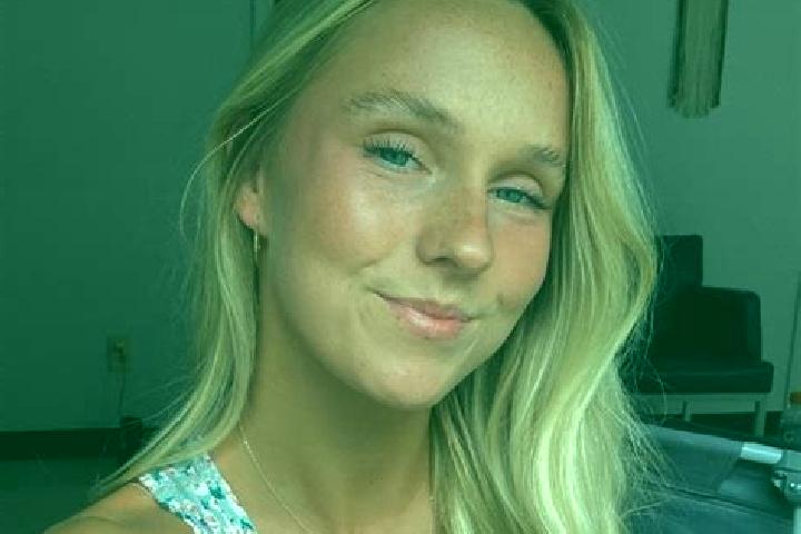 Sofia, 28 — Escort in Pikeville, United States